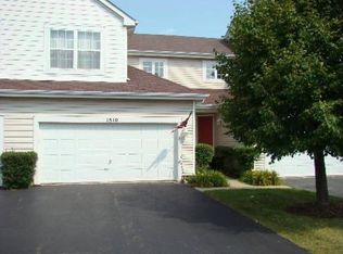 1510 Meadowsedge Ln, Carpentersville, IL 60110