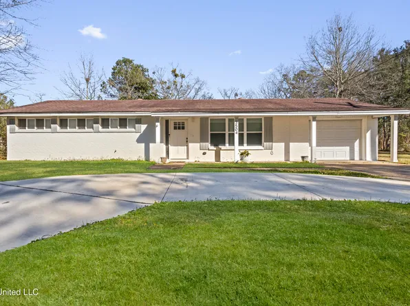 3504 Beachview Dr, Ocean Springs, MS 39564