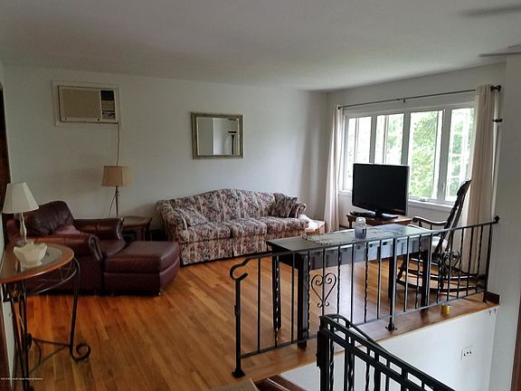 4th image of 24 Mills Ave