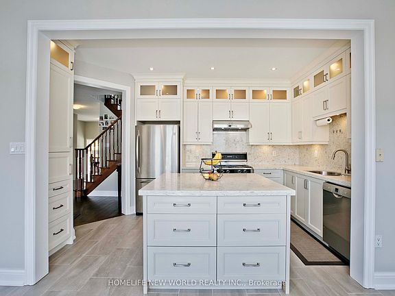 2nd image of 365 Tonelli Ln