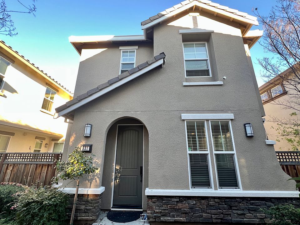 1st image of 531 Aspen Pl