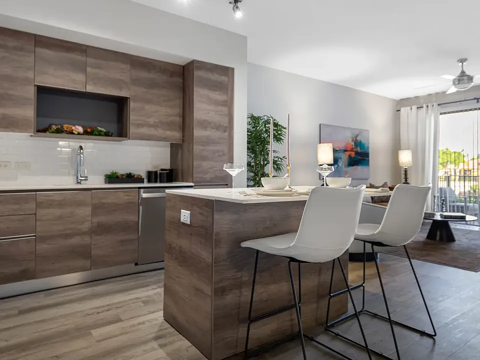 3685 W Oakland Park Blvd #613
