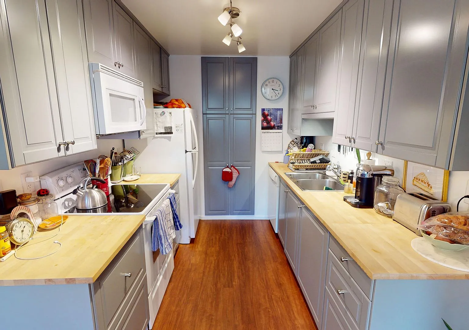 Terra Linda 2x2 Condo in The Meadows with Pool & More — Photo 4