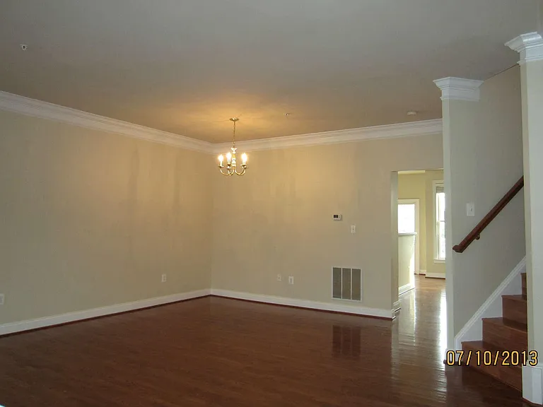 22106 Havenworth Ln — Photo 4