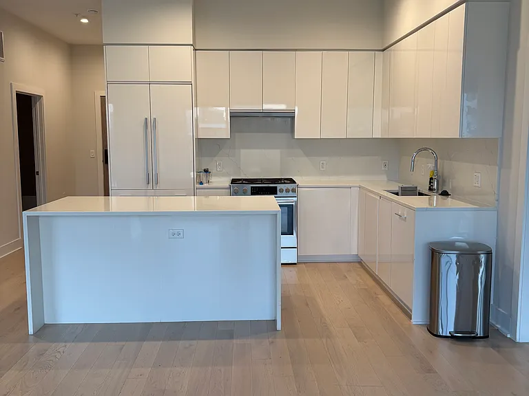 701 Swann Ave #605 — Photo 10