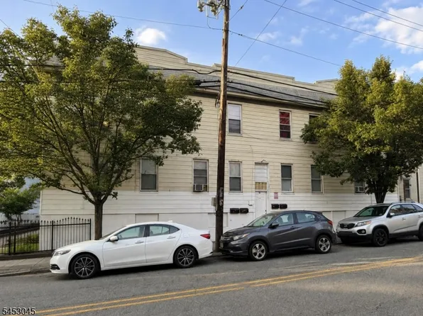 25 Belmont Ave, Paterson City, NJ 07522