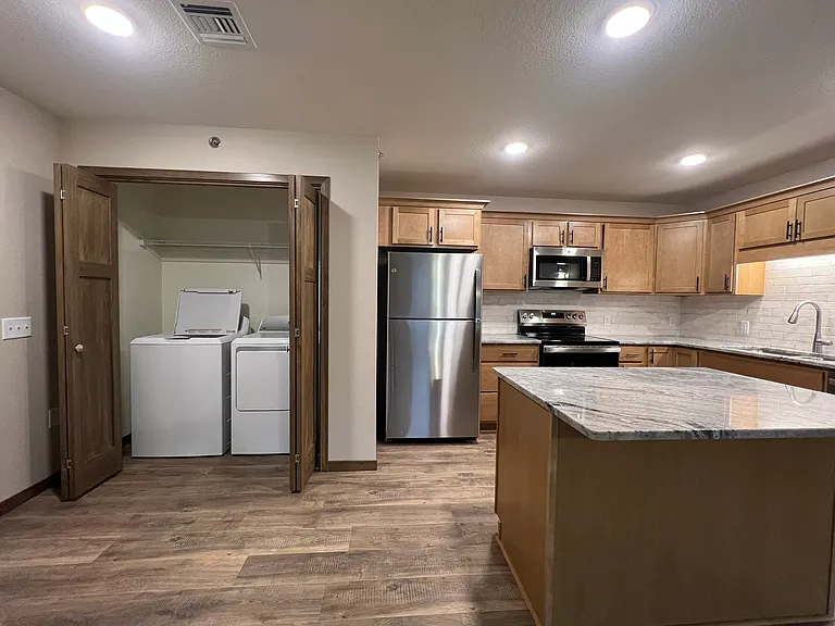 4811 Woodland Park Dr — Photo 7