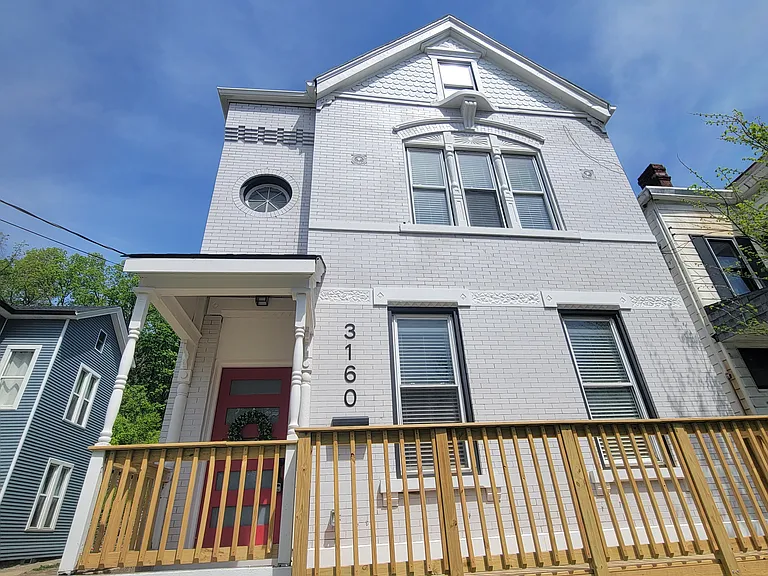 3160 River Rd — Photo 1