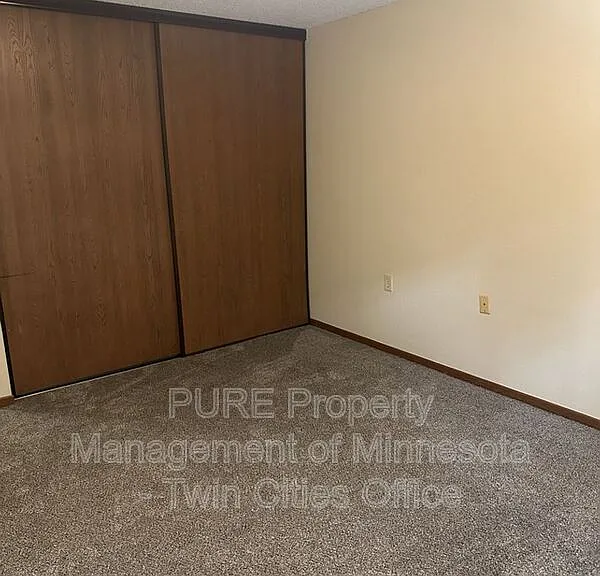 221 Grand Ave W #204 — Photo 13