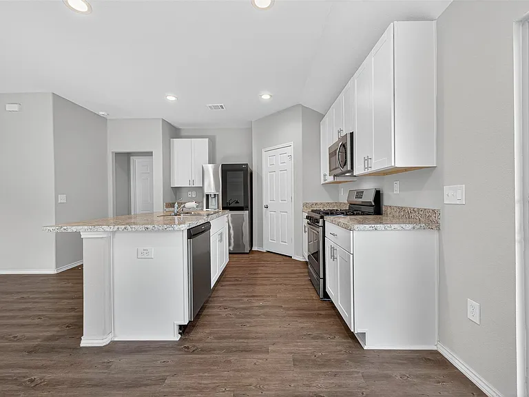 15171 Willow Tree Ln — Photo 15