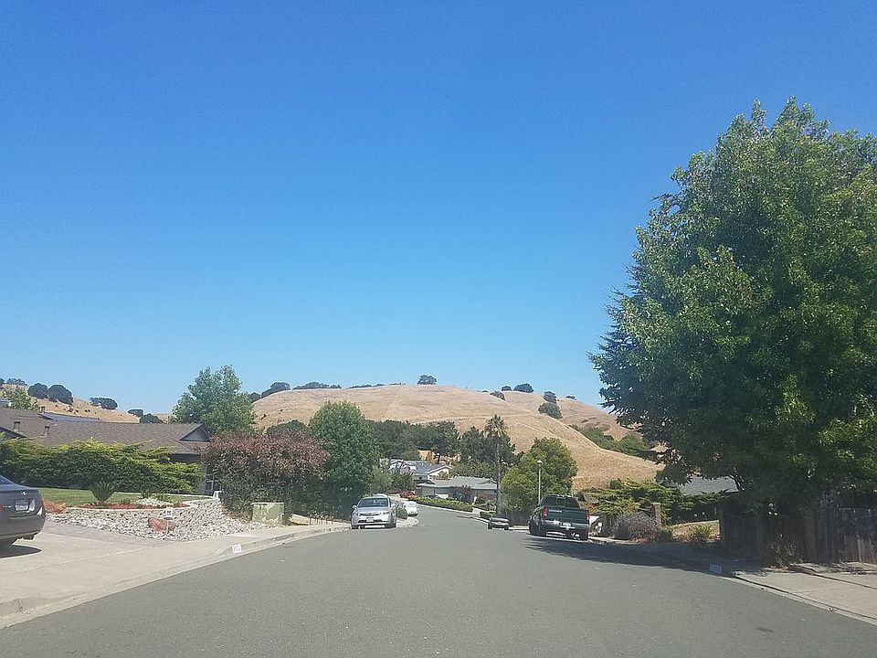 2nd image of 2570 Silvercrest Ct