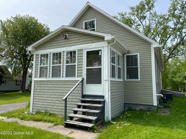 19 Elm Street, Selkirk, NY 12158