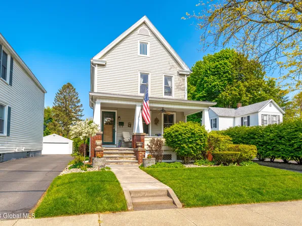 1089 Palmer Avenue, Niskayuna, NY 12309
