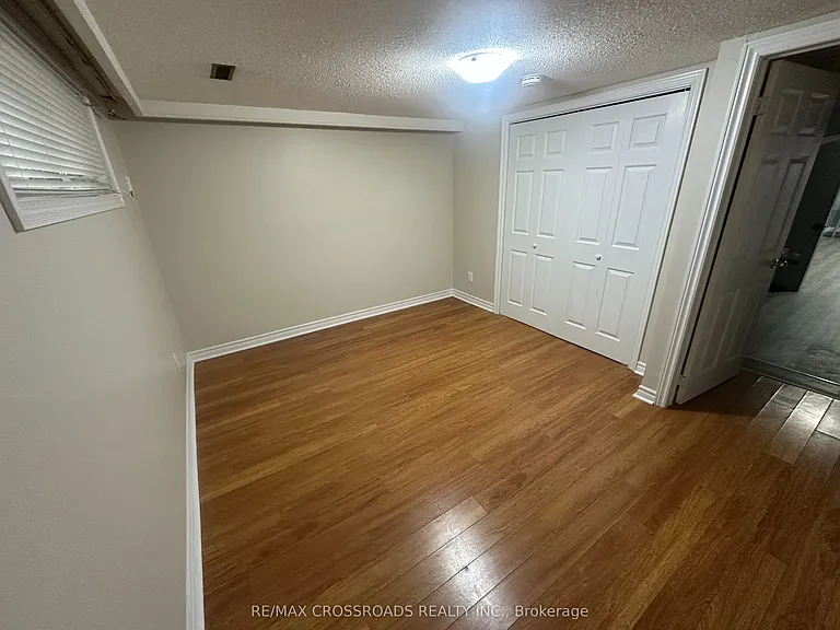 466 Brimley Rd #BASEMENT — Photo 5