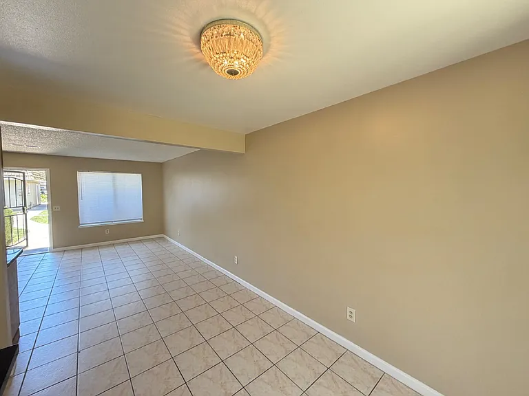 1624 W North Bear Creek Dr — Photo 10