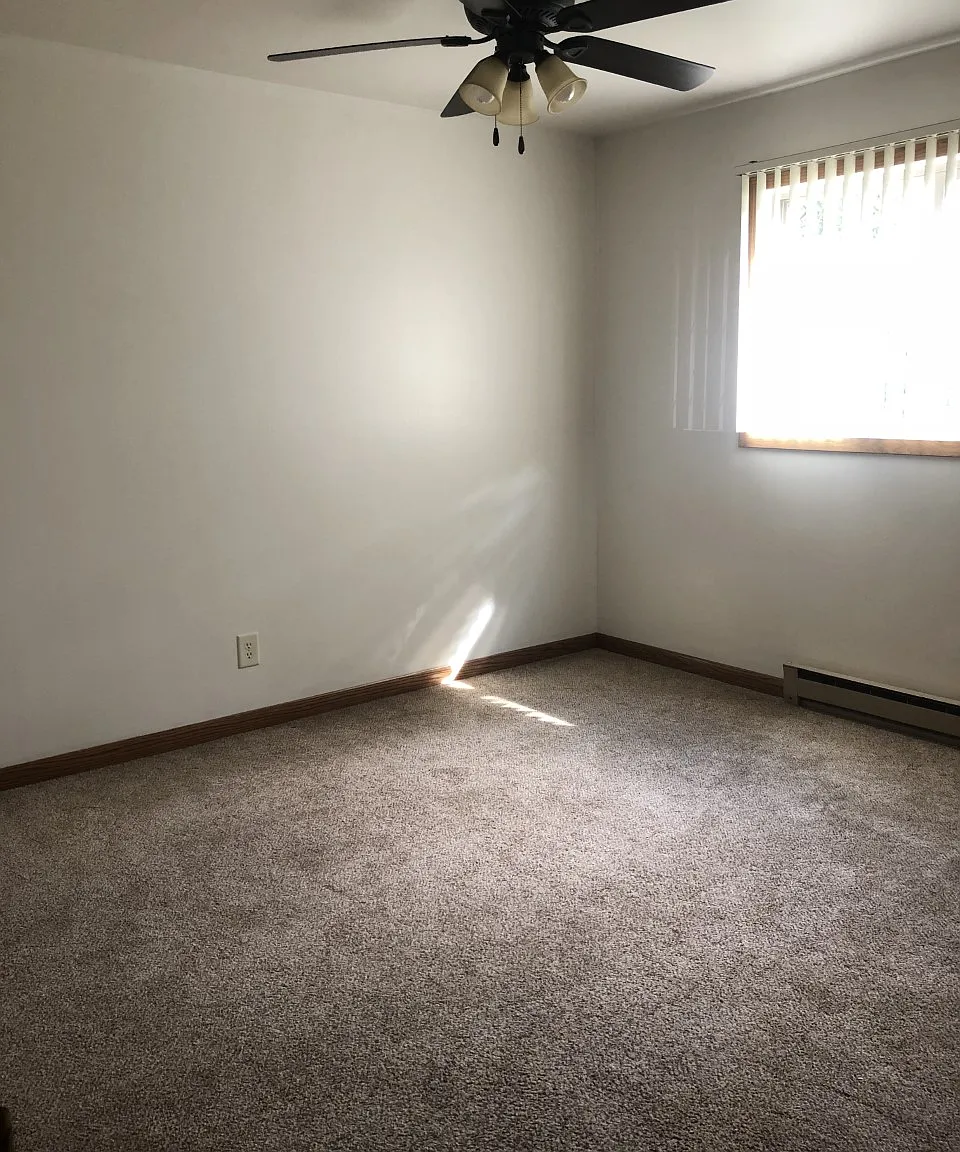 2 bed, $950 — Photo 4