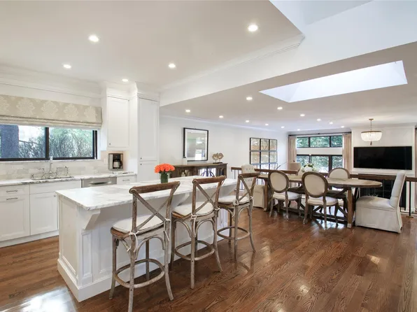 62 Pheasant Run #62, Roslyn, NY 11576