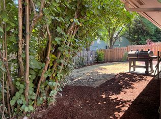 9750 SW Greenburg Rd, Tigard, OR 97223