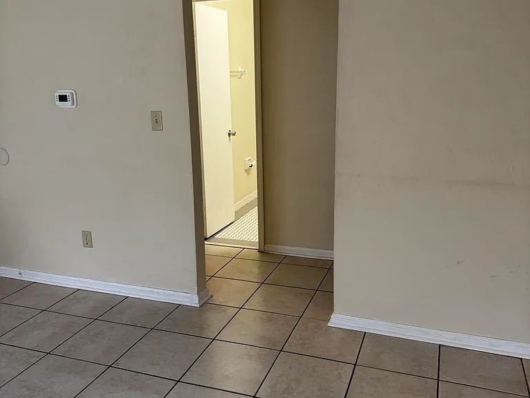 8632 McGlothlin St #1 — Photo 10