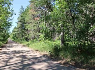 Hodge Rd, Kingsley, MI 49649