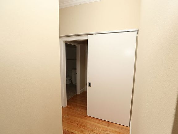 4th image of 3322 Buchanan St APT 303