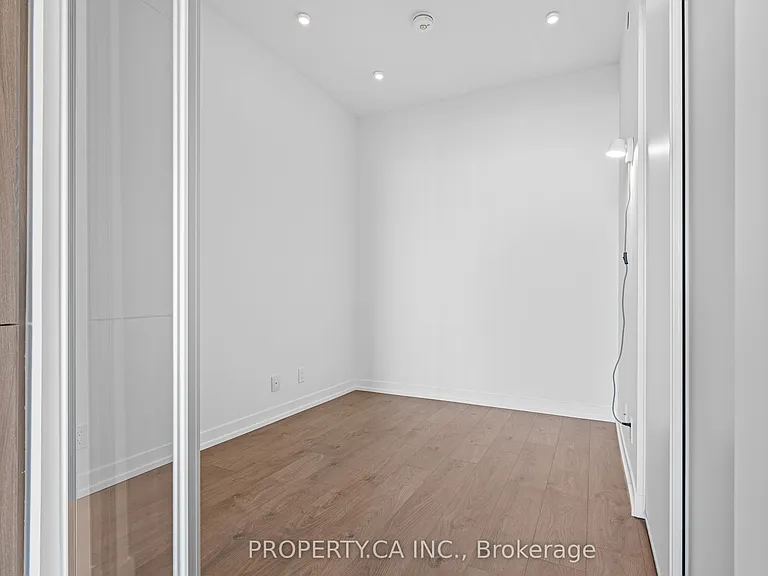 950 Portage Pkwy #4915 — Photo 9
