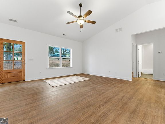 5th image of 53 Clinic Rd