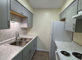 704-718 Trumbull St, Xenia, OH 45385