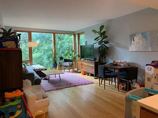 Rented by Compass | media 6