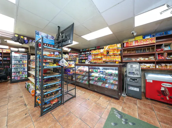 140 Morning Star Road image 4 of 15