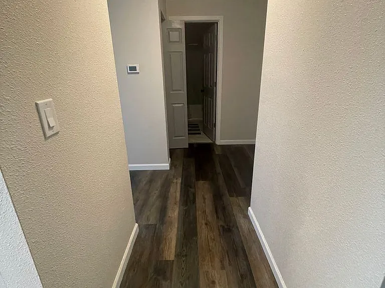 804 Columbia Ave #5 — Photo 11