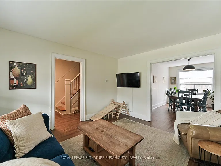 31 Lesmount Ave — Photo 7