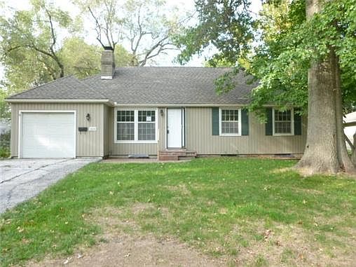 1st image of 6210 W 76th Pl