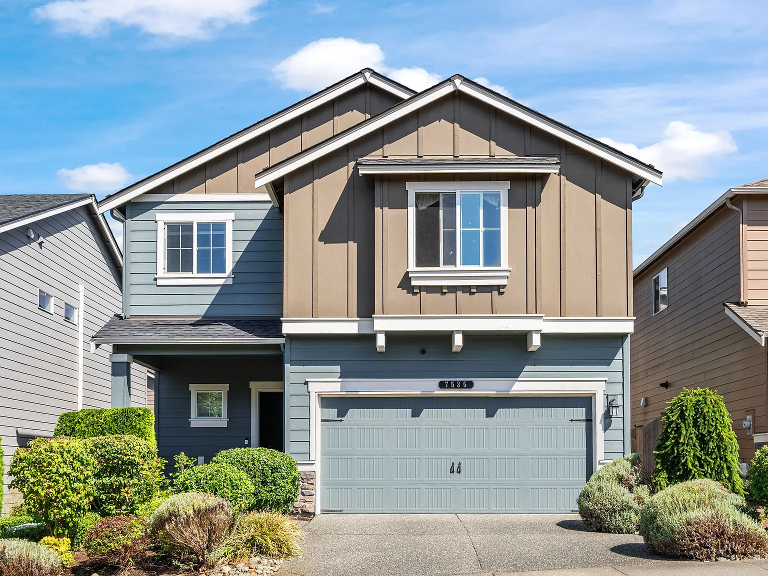 4 bed, 2297 sqft, $3,300 — Photo 1