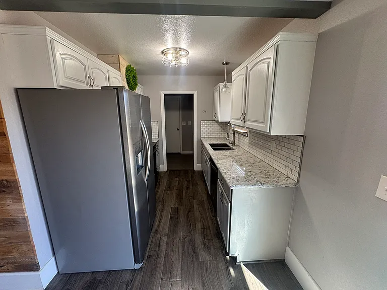 4045 Sunrise Ct — Photo 11
