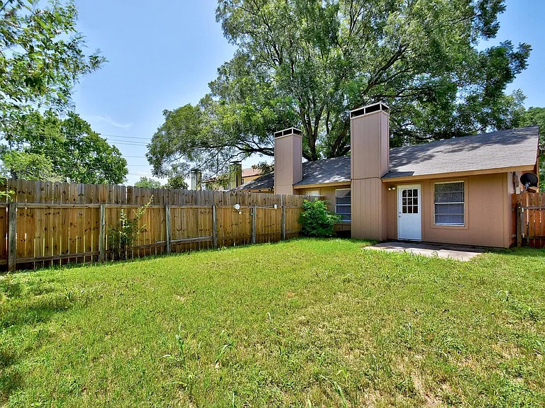 418 Linden St #A — Photo 24
