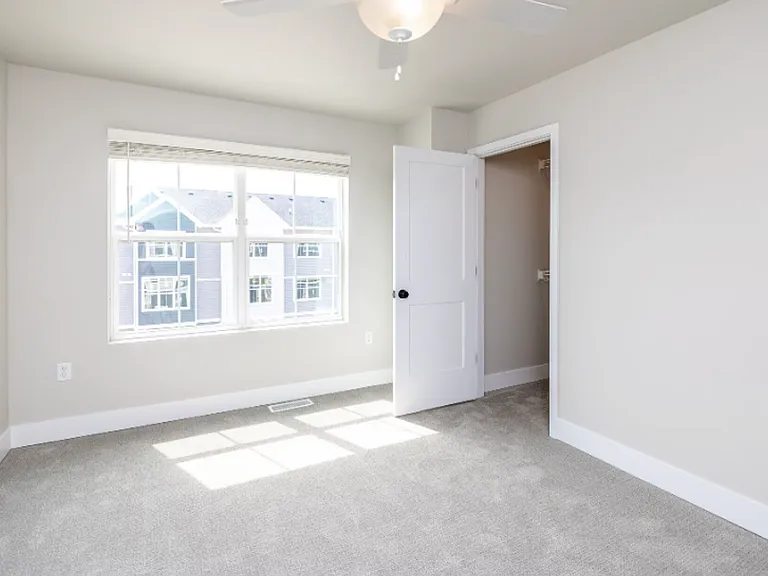 Grand Valley Townhomes — Photo 4