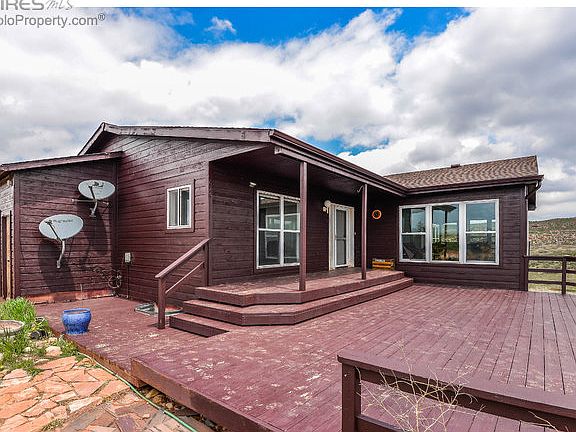 Huge deck to enjoy views in all directions!
