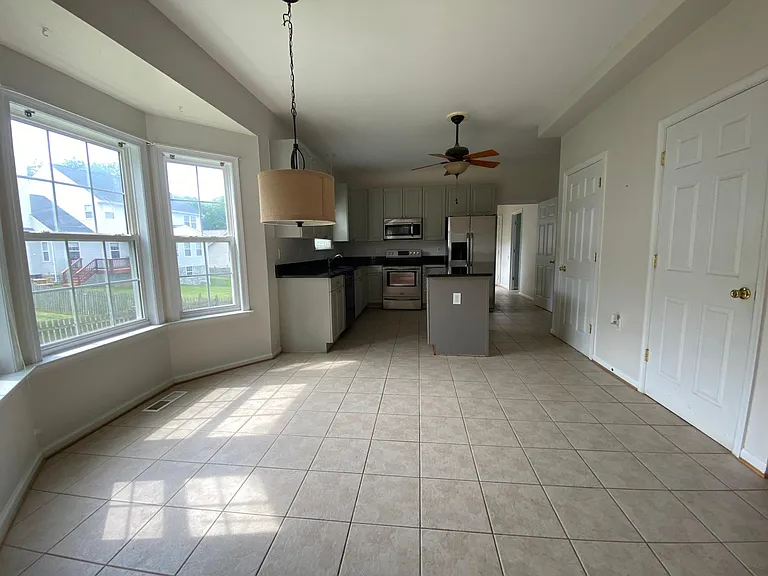 Kitchen and breakfast nook