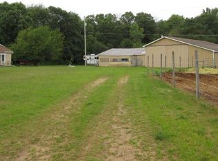 9358 Helen St, Greenville, MI 48838