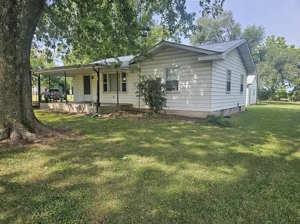 3117 N Farm Road 123, Springfield, MO 65803