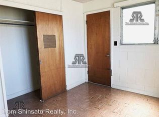 830 University Ave APT 5, Honolulu, HI 96826