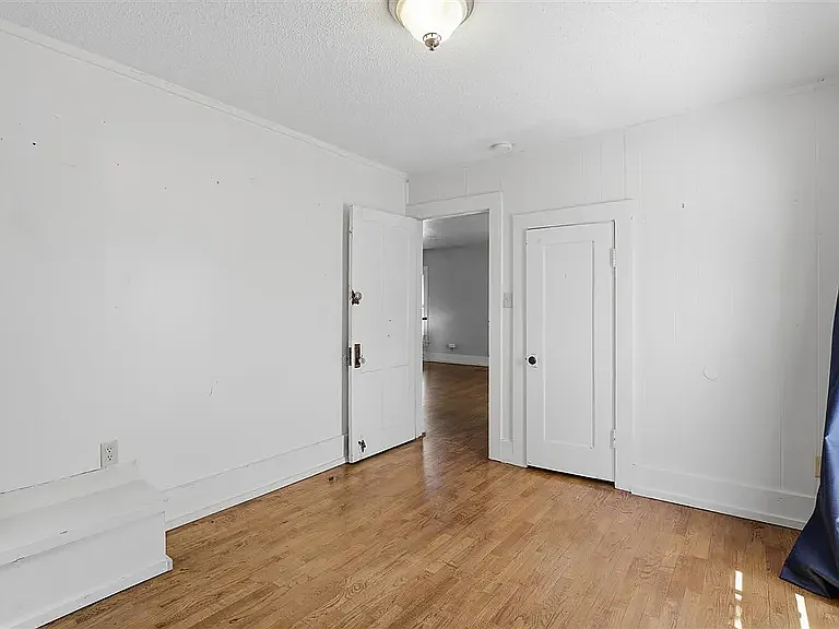 502 S West St #B — Photo 6