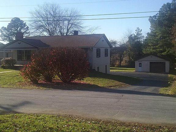 2nd image of 2004 Highland Ave