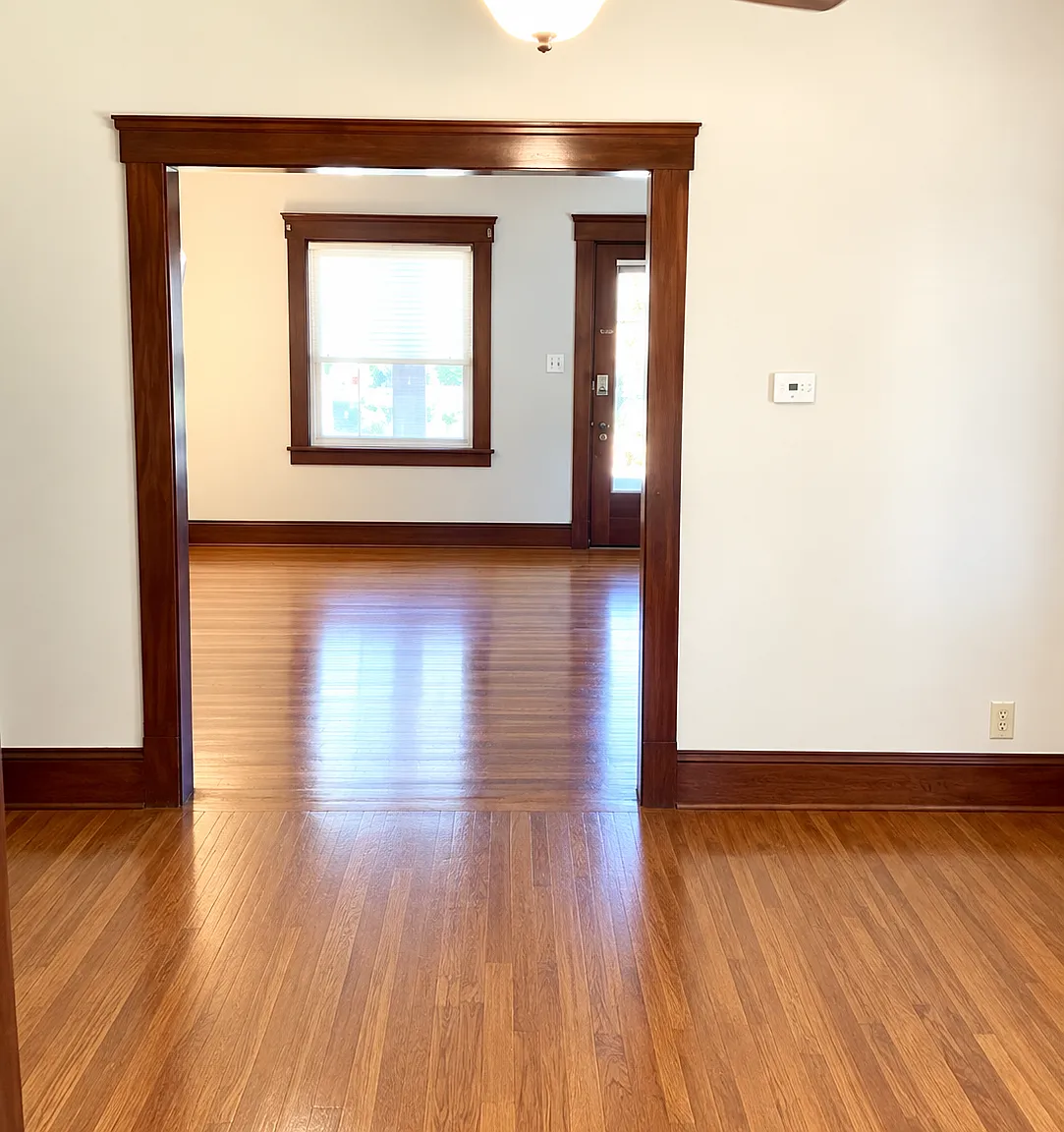 2 bed, 940 sqft, $1,300 — Photo 3