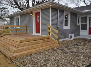 23747 Adams Rd, South Bend, IN 46628