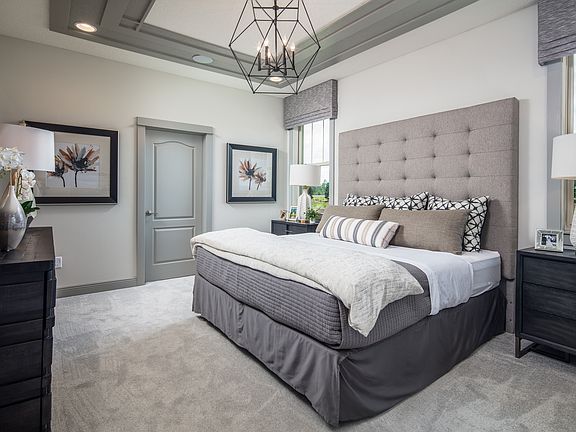 Eola II Primary Bedroom