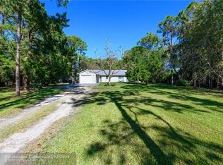 11957 52nd Rd N, West Palm Beach, FL 33411