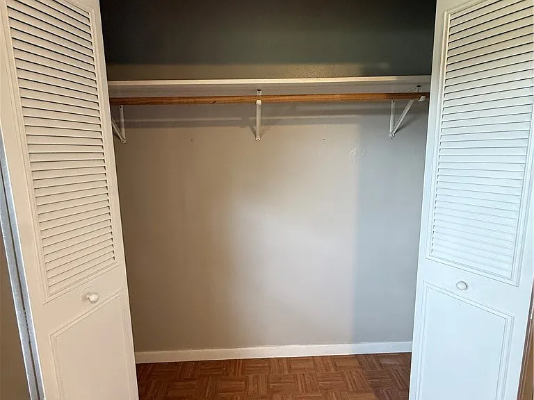 303 Lotus Ave — Photo 14