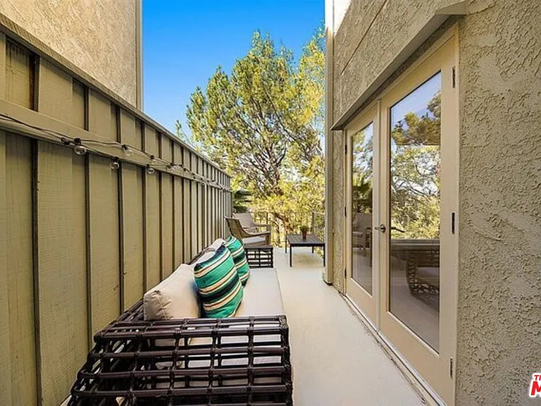 2345 Roscomare Rd #201 — Photo 15